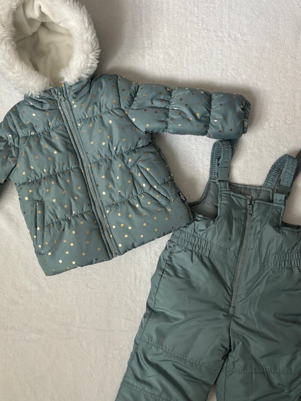 OshKosh B'gosh Toddler Girls Blue Polka Dot Snowsuit Set Jacket and Bibs Size 2T
